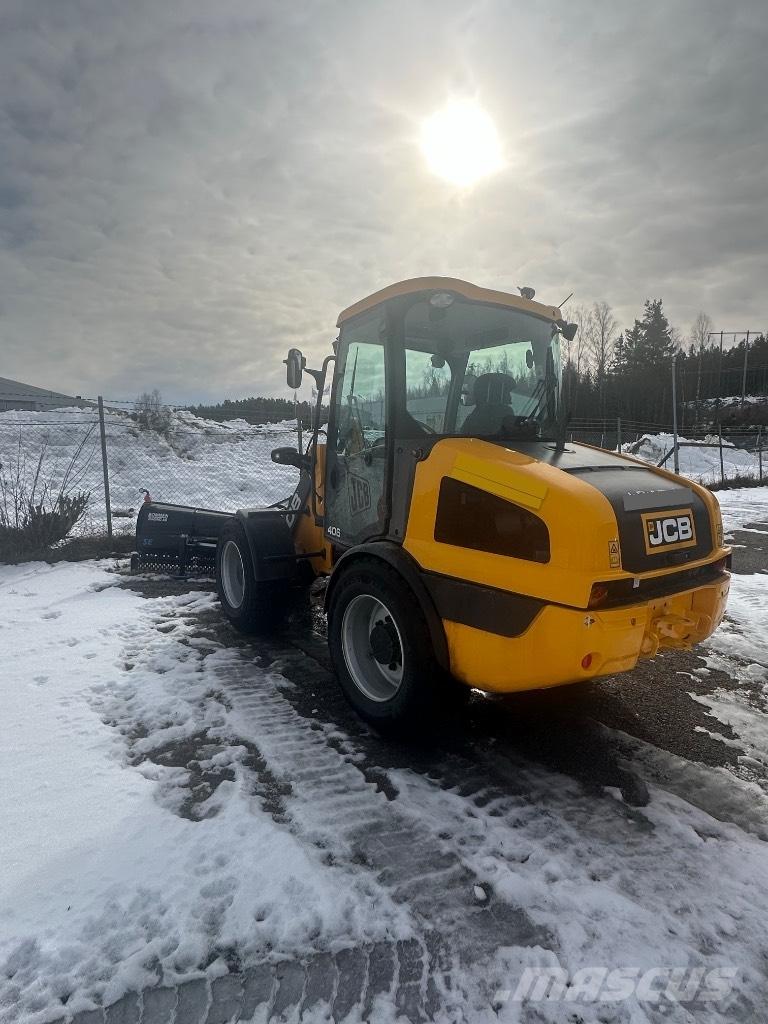 JCB 406 Kolesni nakladalci
