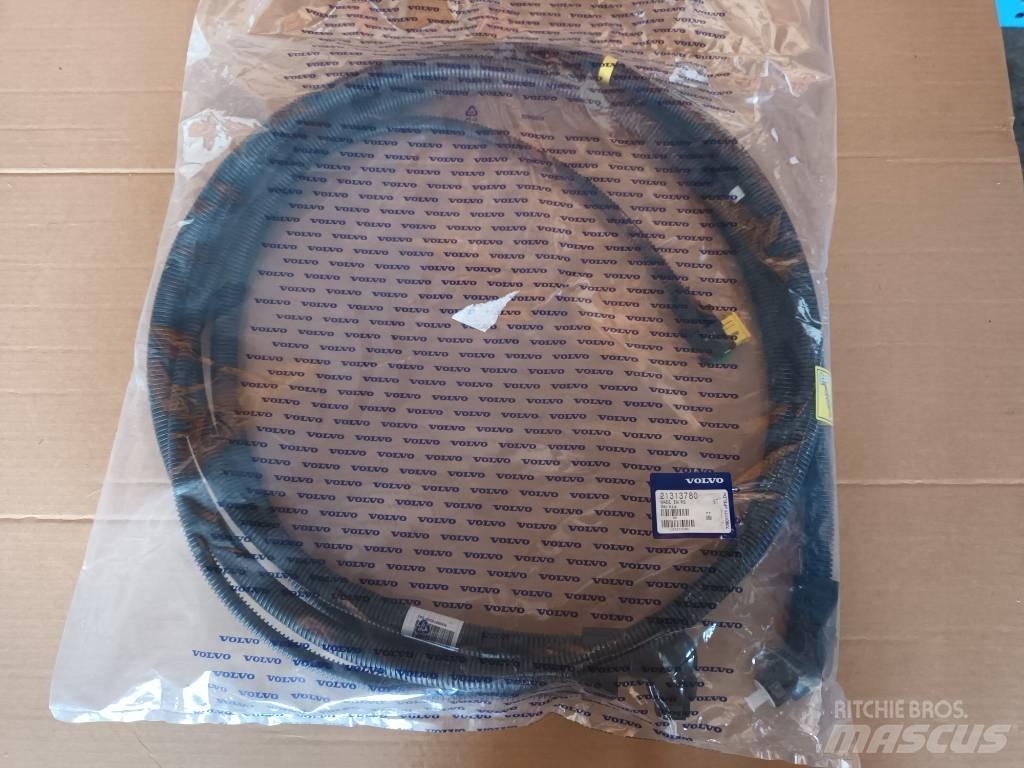 Volvo HOSE 21313780 Hidravlika