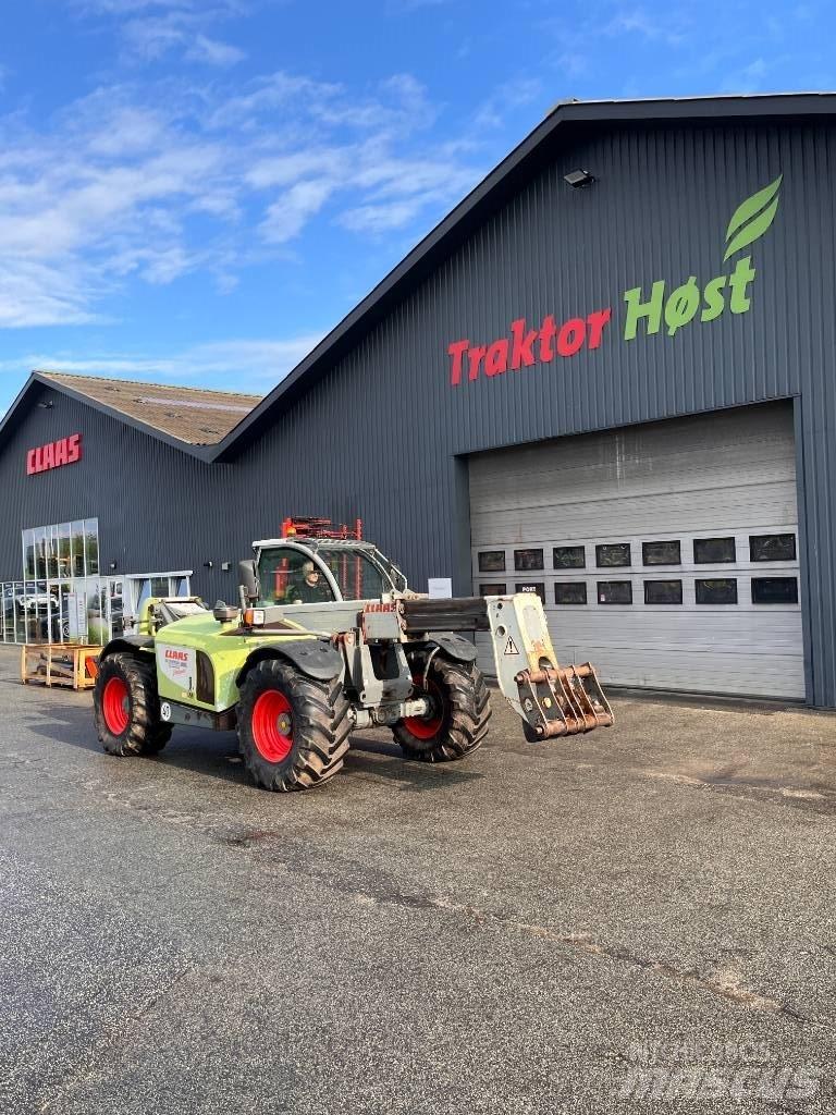 CLAAS SCORPION 9040 Kmetijski teleskopski nakladalci