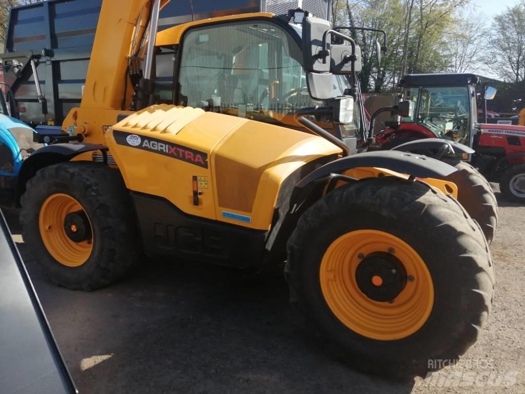 JCB 542-70 Kmetijski teleskopski nakladalci
