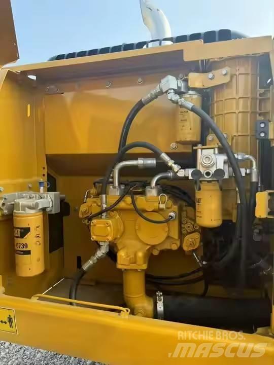 CAT CAT323D2L Midi bagri 7t – 12t
