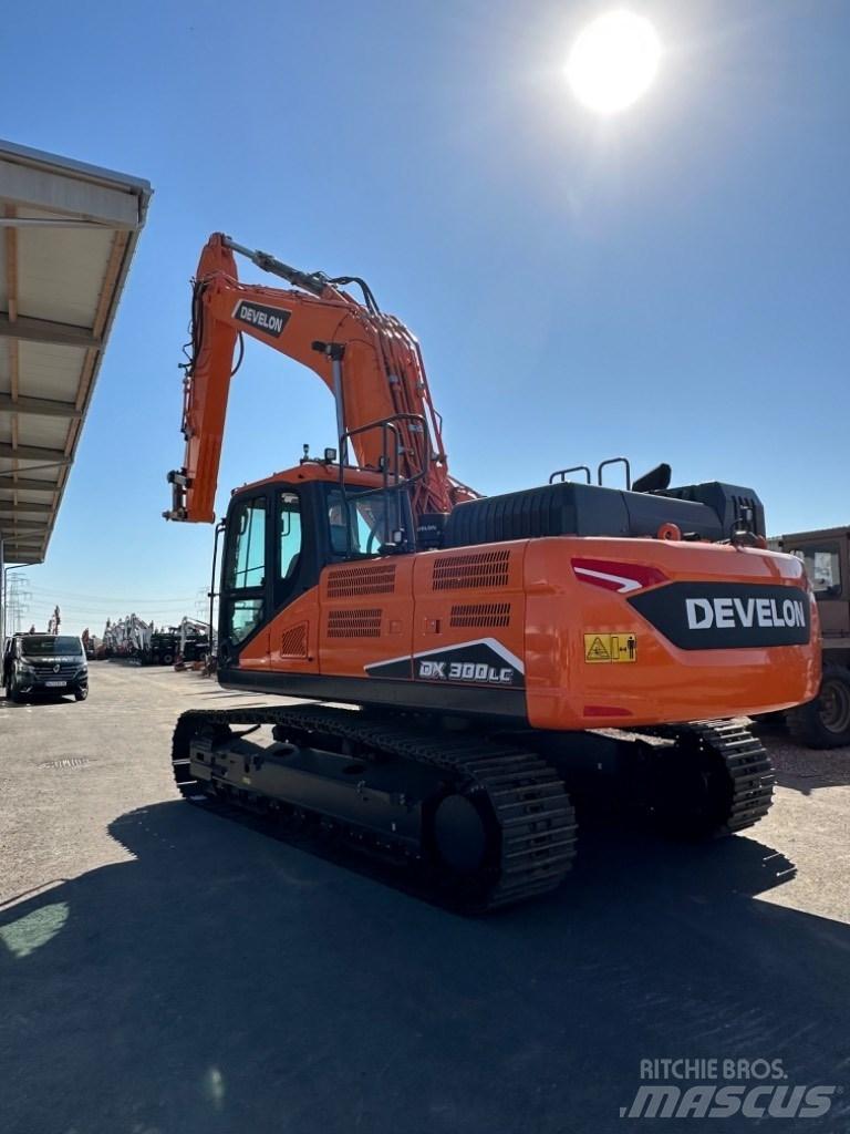 Develon DX300Lc-7 Bagri goseničarji