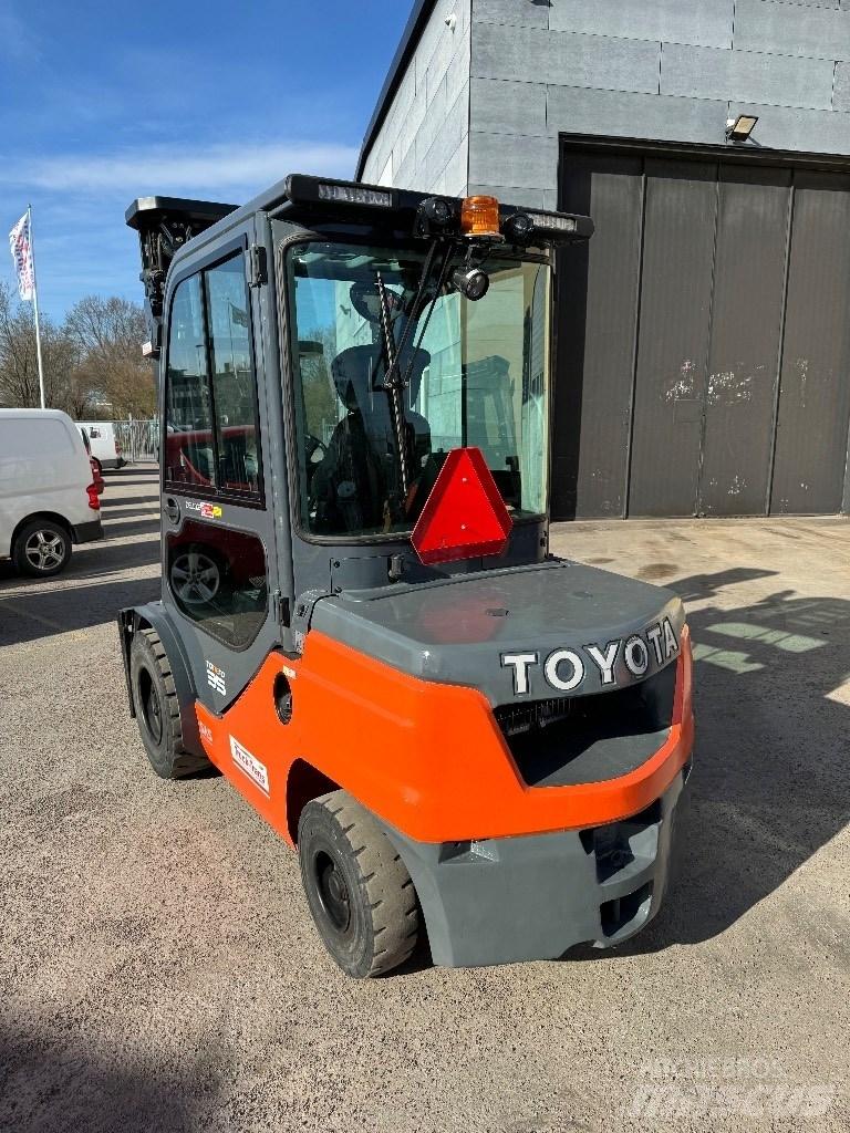 Toyota 52-8FDJF35 Dizelski viličarji