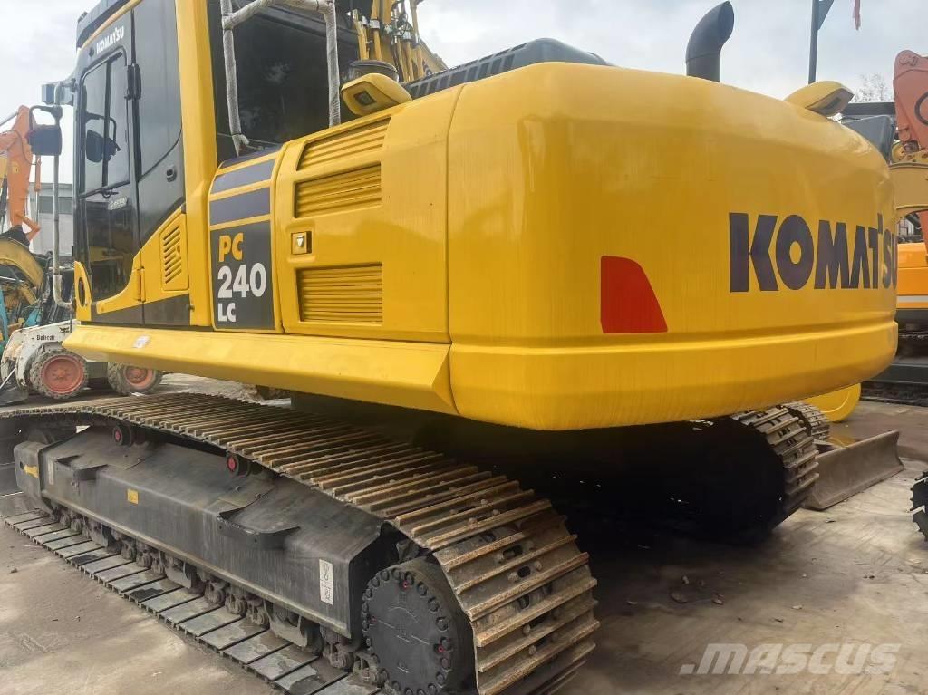 Komatsu PC 240 LC Bagri goseničarji