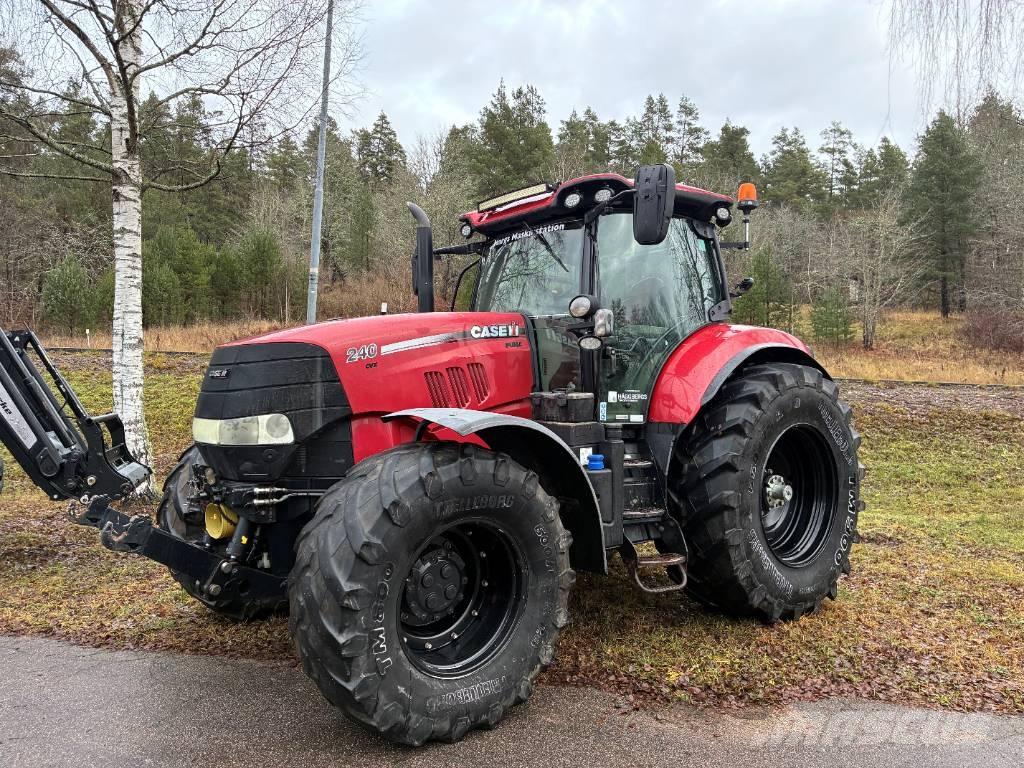 Case IH Puma 240 CVX Traktorji