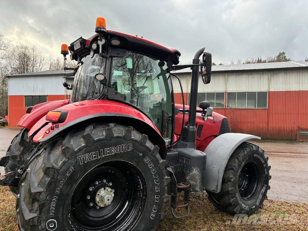 Case IH Puma 240 CVX Traktorji