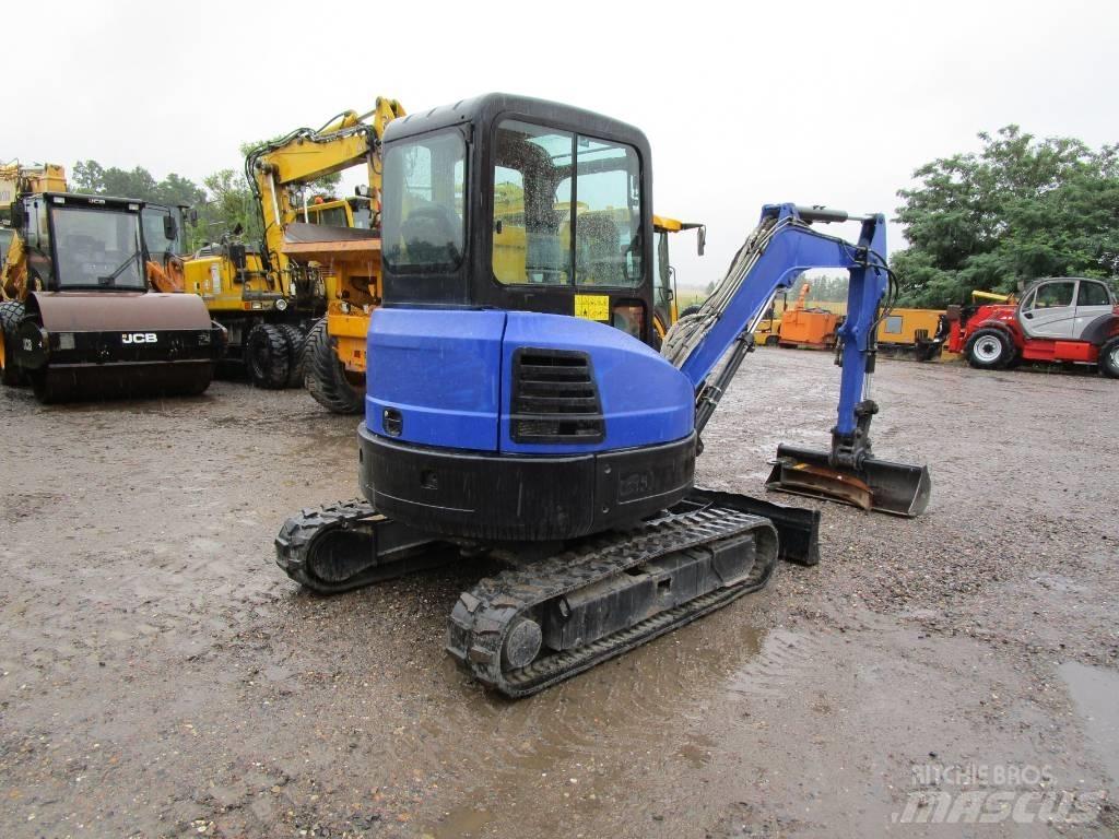 Bobcat E 35 Mini bagri <7t