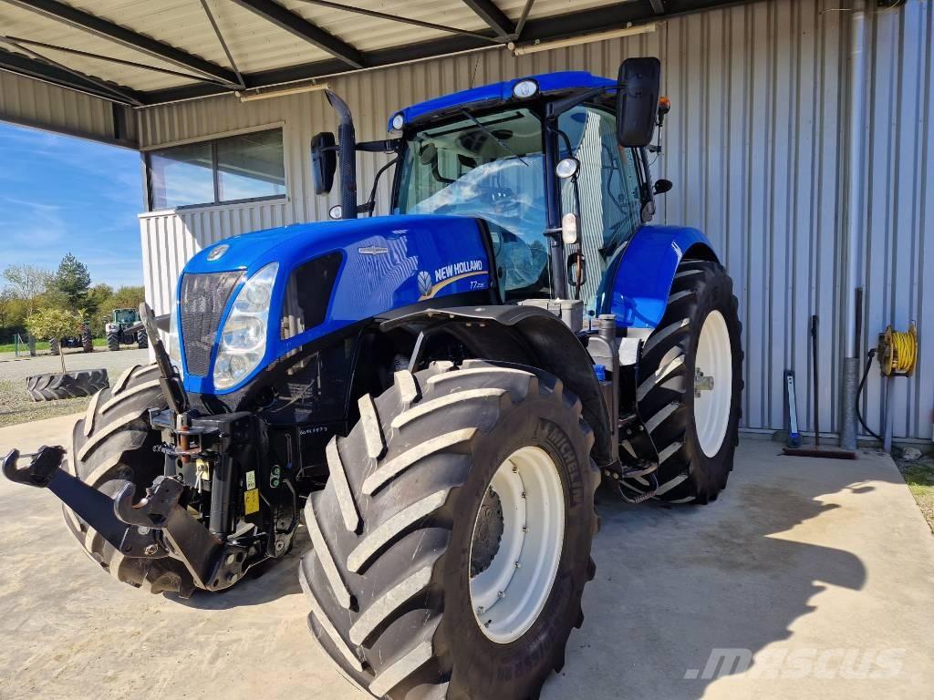 New Holland T 7.235 Traktorji