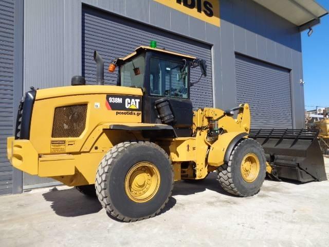CAT 938M Kolesni nakladalci