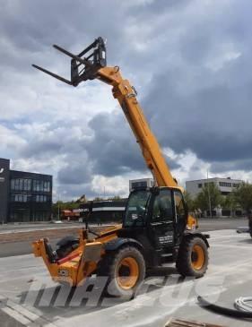 JCB 540-140 Teleskopski viličarji