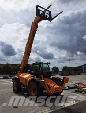 JCB 540-140 Teleskopski viličarji