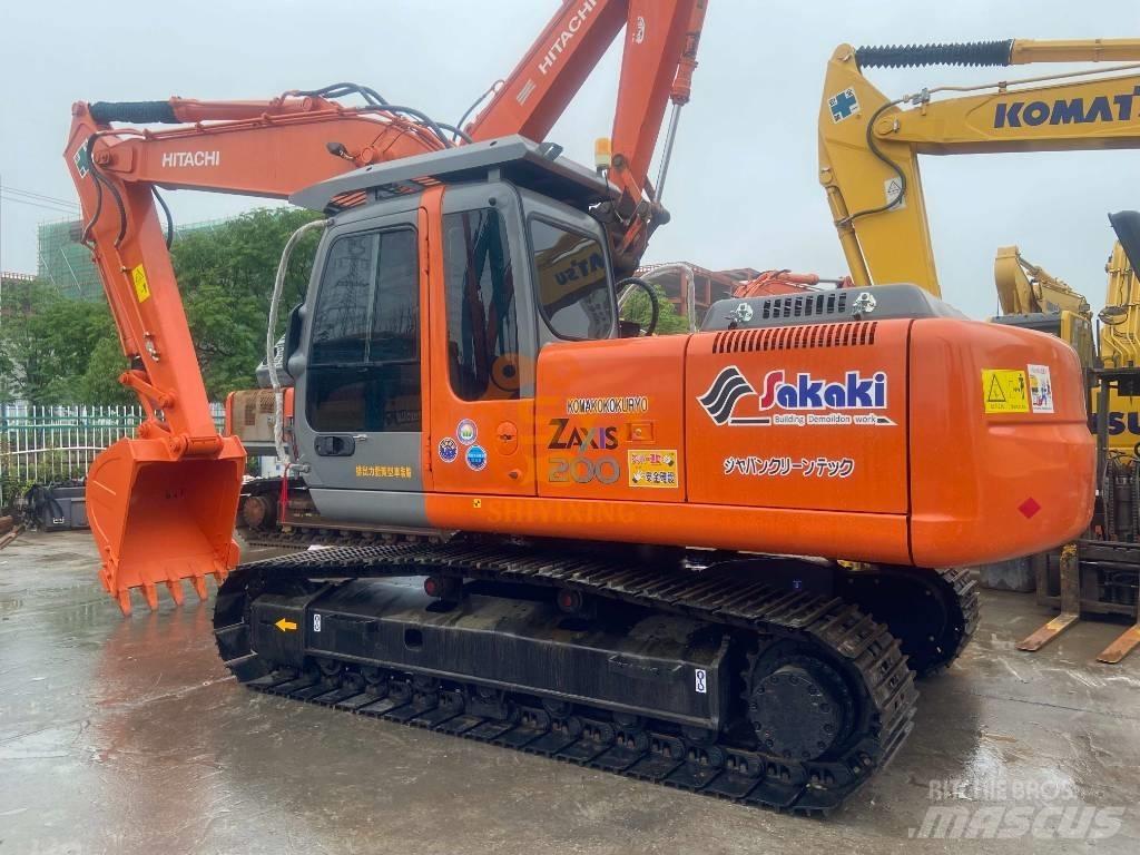 Hitachi ZX 200 Bagri goseničarji