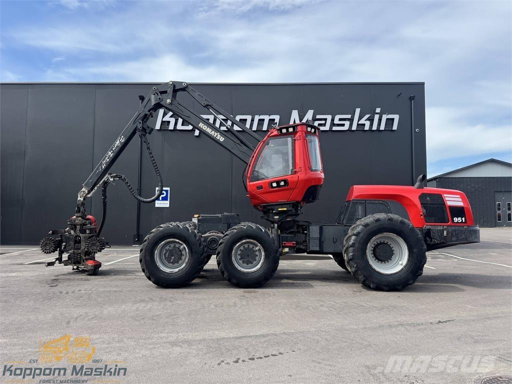 Komatsu 951 Harvesterji