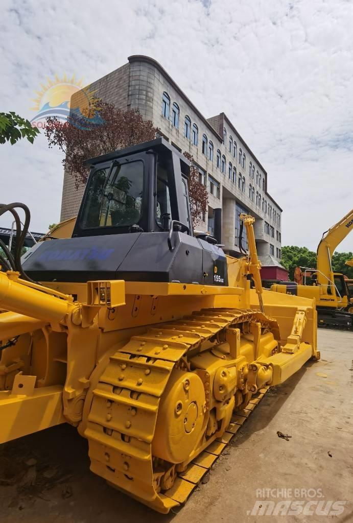 Komatsu D 155 AX Buldožerji goseničarji