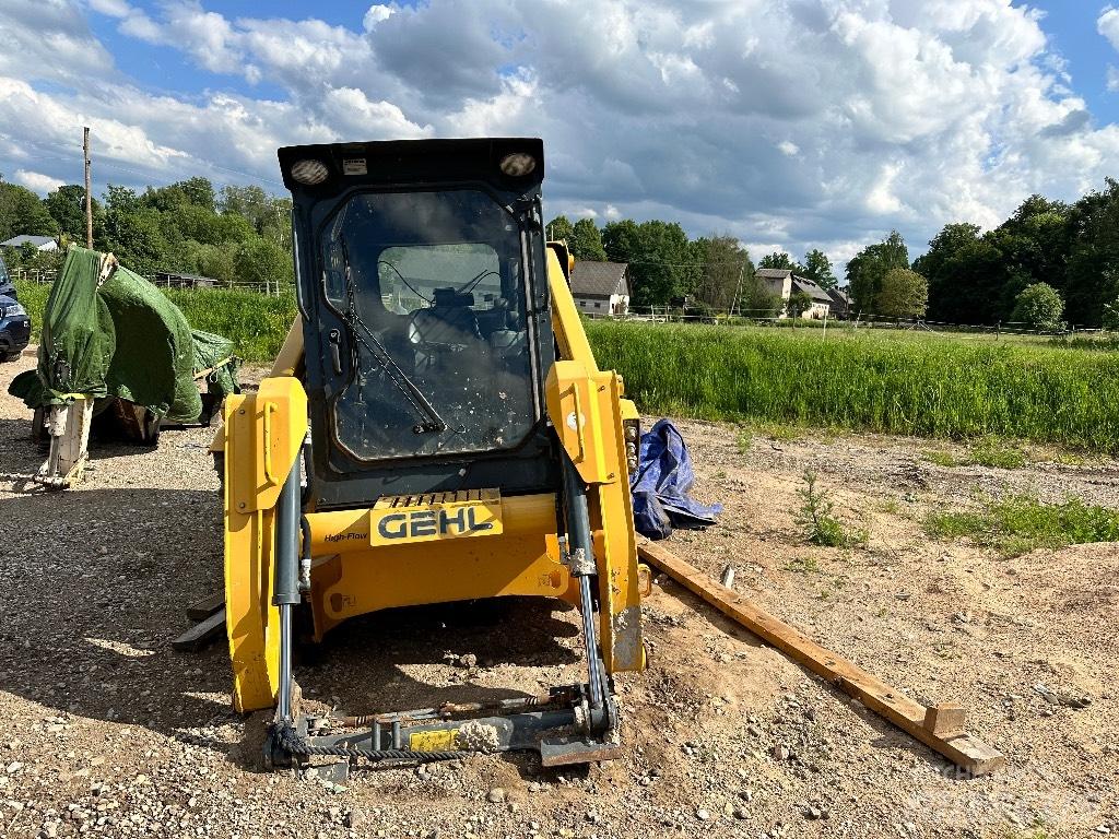 Gehl RT 210 Skid steer mini nakladalci