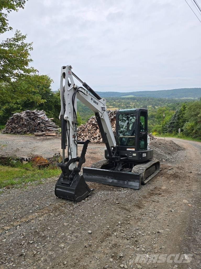 Bobcat E 50 Mini bagri <7t