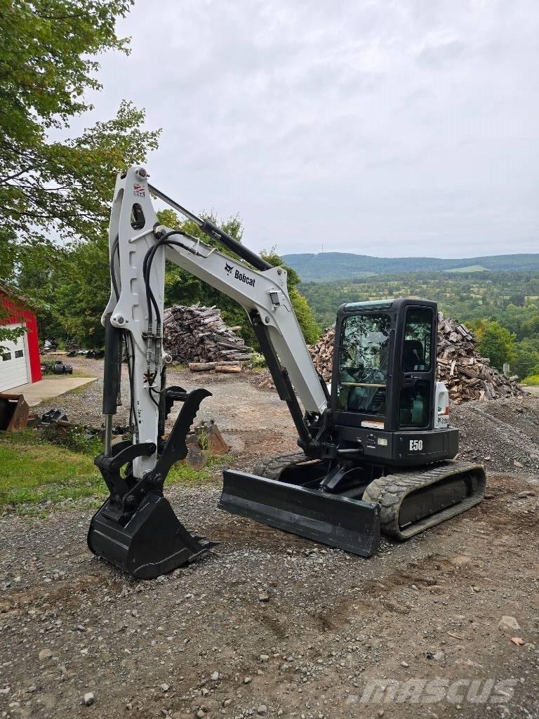 Bobcat E 50 Mini bagri <7t