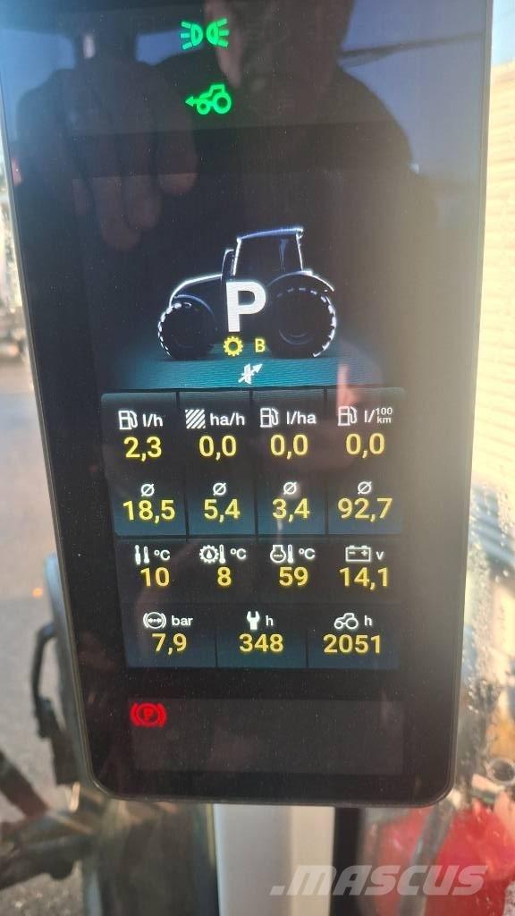 Valtra Q 305 Traktorji