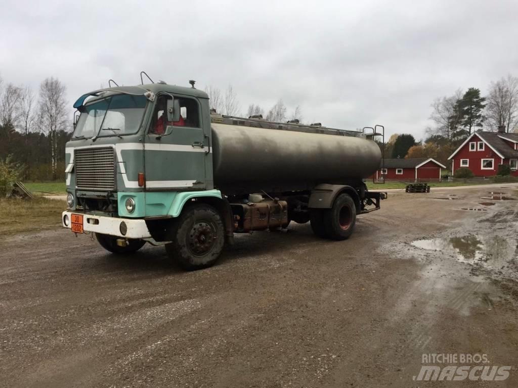 Volvo F 88 Tovornjaki cisterne