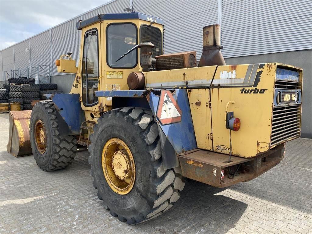 Hanomag 44D Kolesni nakladalci