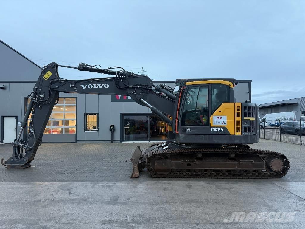 Volvo ECR 235 Bagri goseničarji