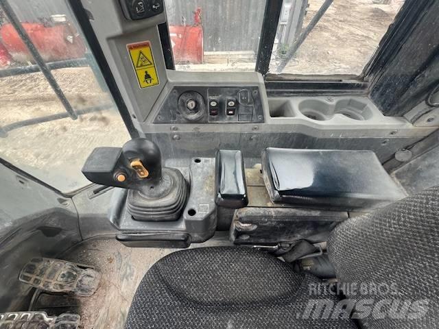 CAT 950 K Kolesni nakladalci