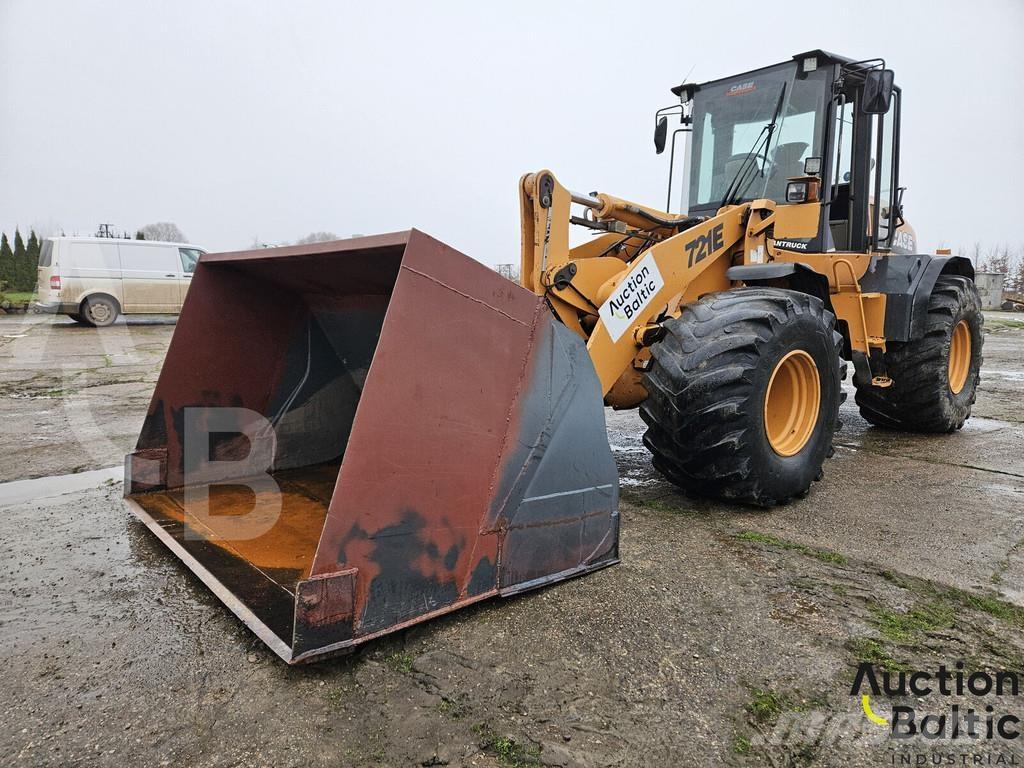 CASE 721 E Kolesni nakladalci