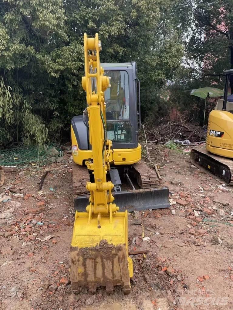 Komatsu PC 30 Mini bagri <7t