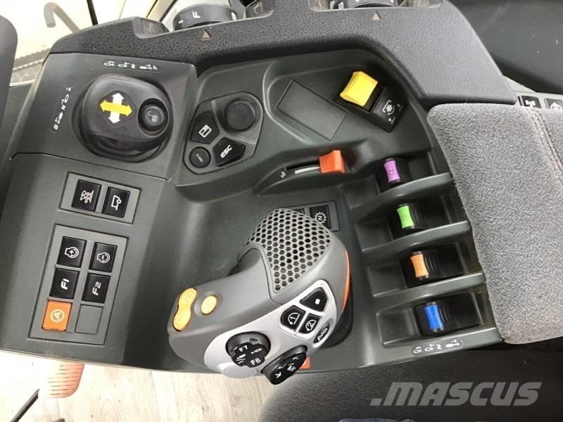 CLAAS Axion 830 Traktorji