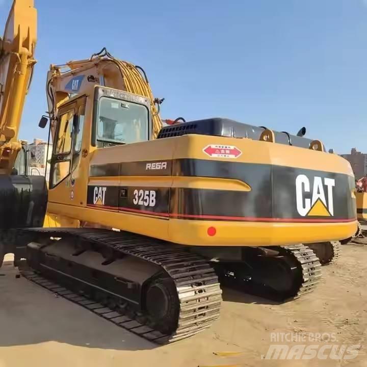 CAT CAT323B Midi bagri 7t – 12t