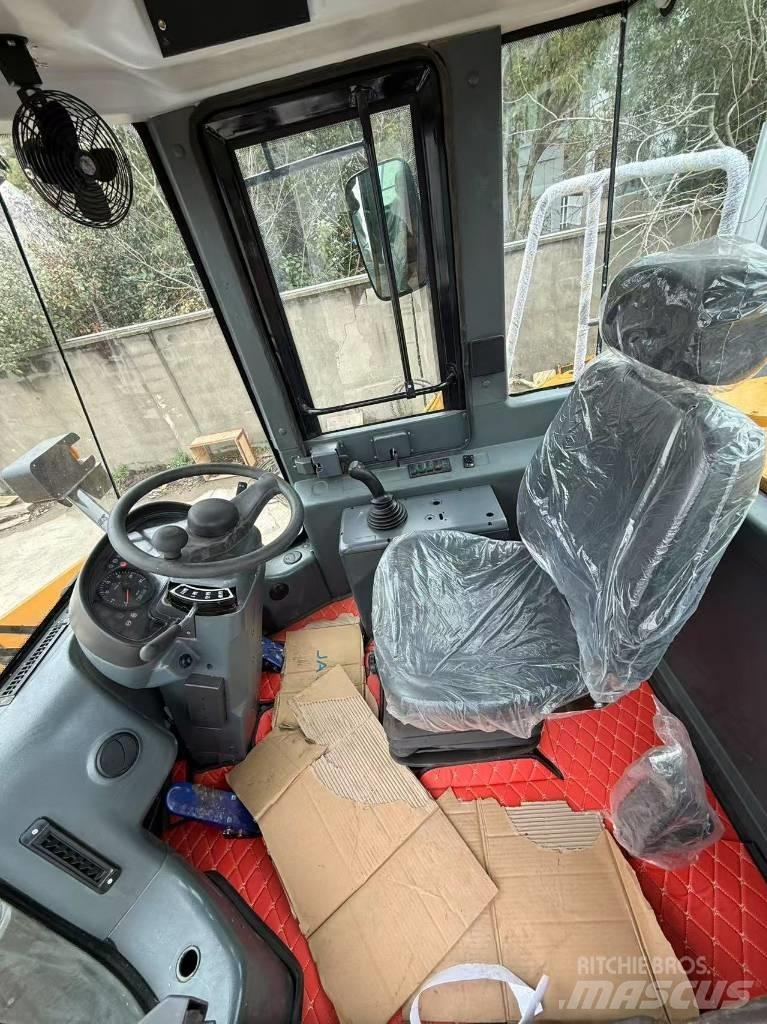 SDLG LG 956 L Kolesni nakladalci