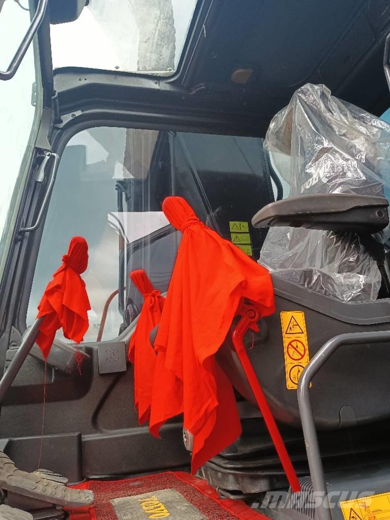 Volvo EC 290 Bagri goseničarji
