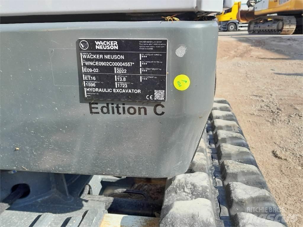 Wacker Neuson ET16 Mini bagri <7t