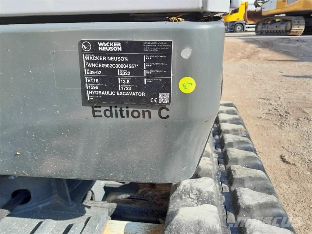 Wacker Neuson ET16 Mini bagri <7t