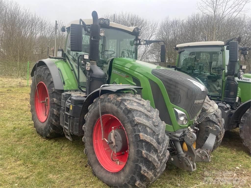 Fendt 933 Vario Traktorji