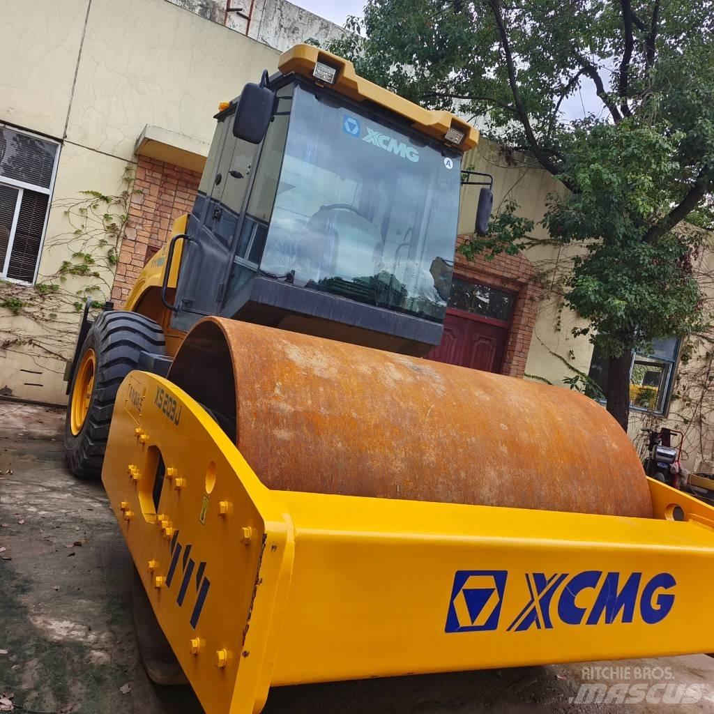 XCMG XS223J Enojni valjarji