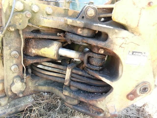 Case 580 SLE Peças Podvozje in vzmetenje