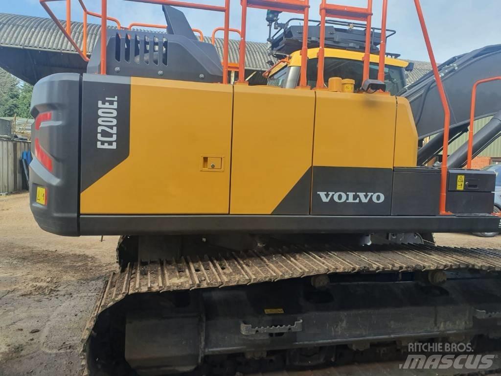 Volvo EC 200EL Bagri goseničarji