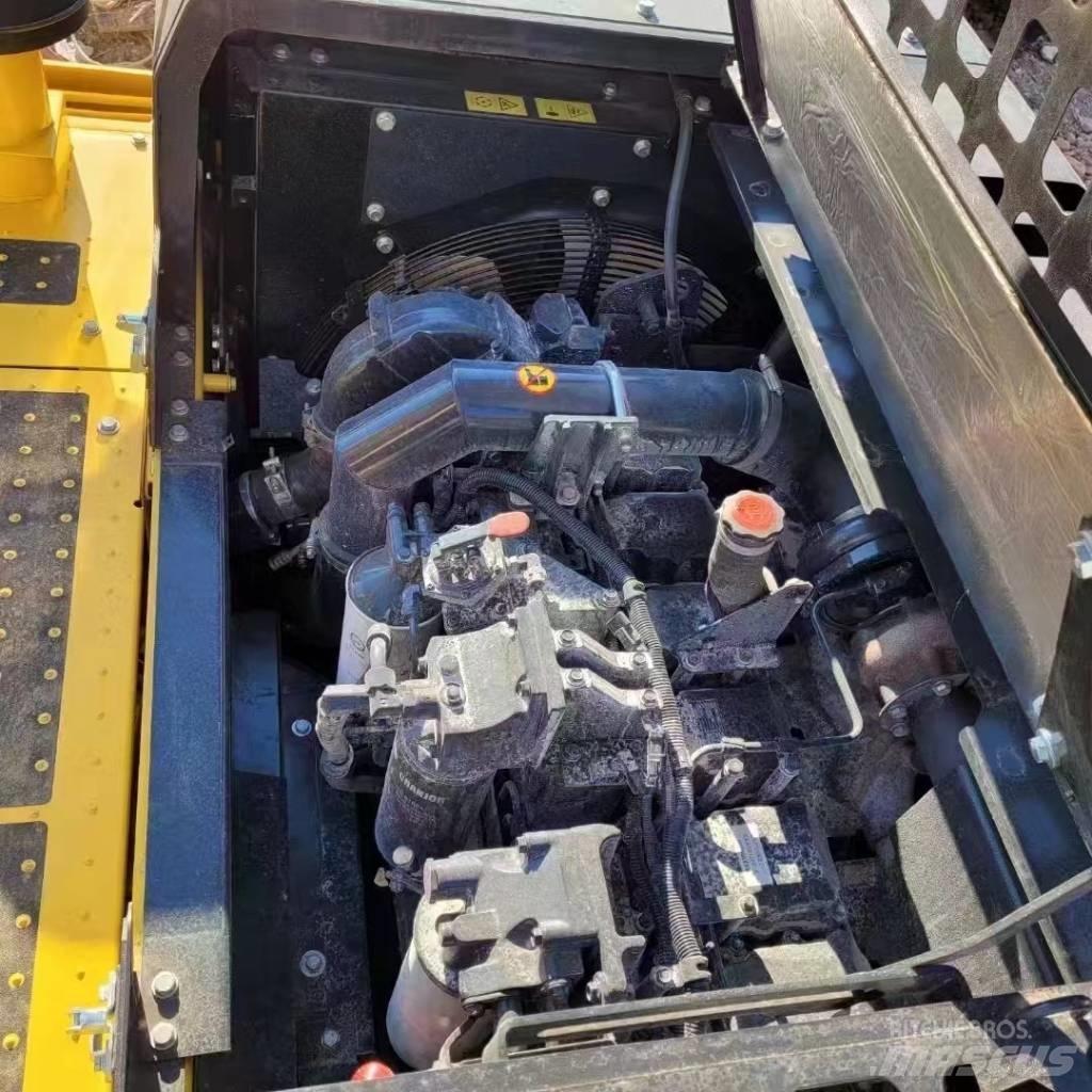Komatsu PC 450 Bagri goseničarji