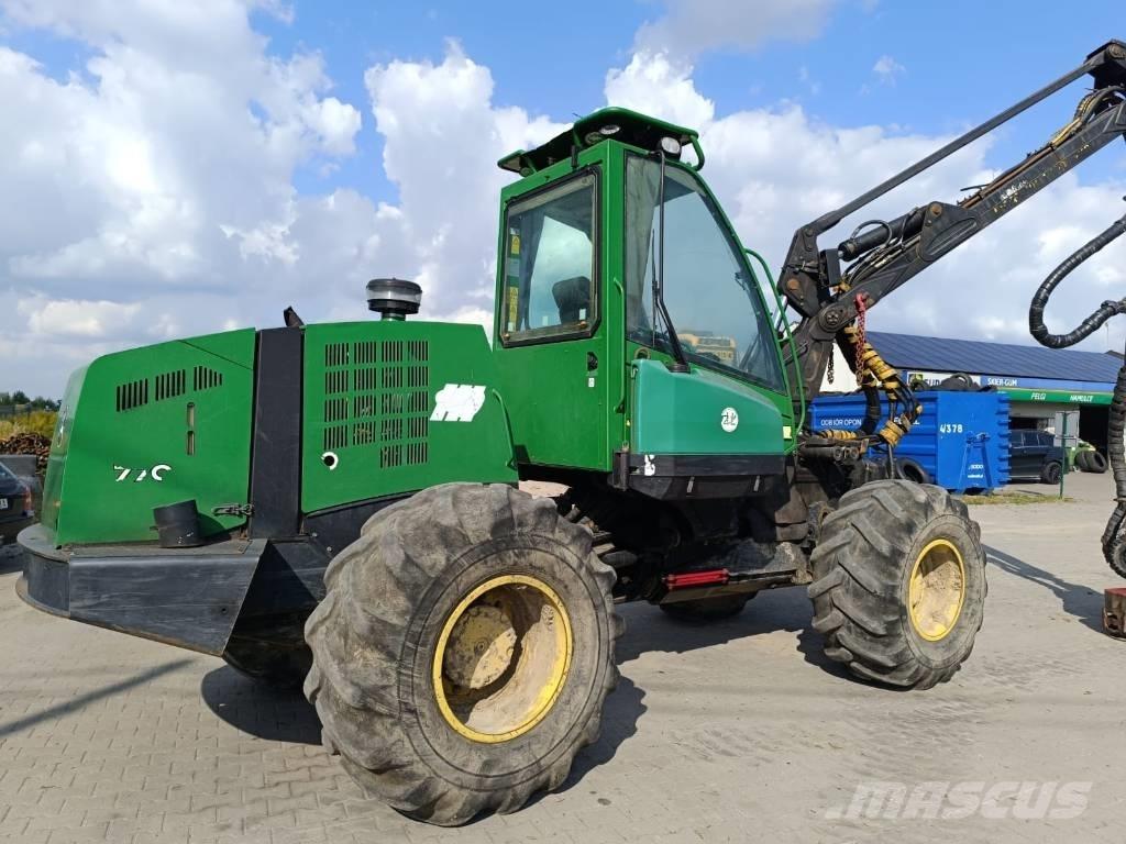 John Deere 770 D Harvesterji