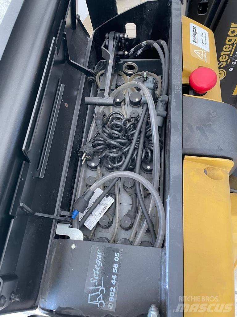 Yale MP 18 AC Električni nizko dvižni viličar