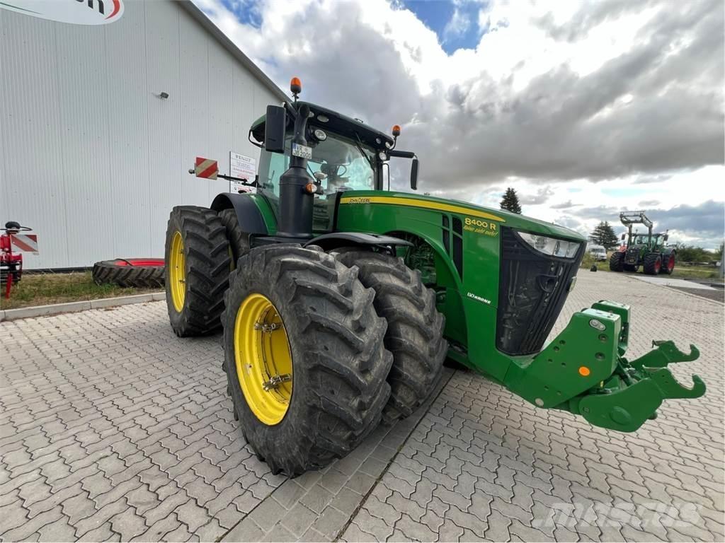 John Deere 8400 R Traktorji