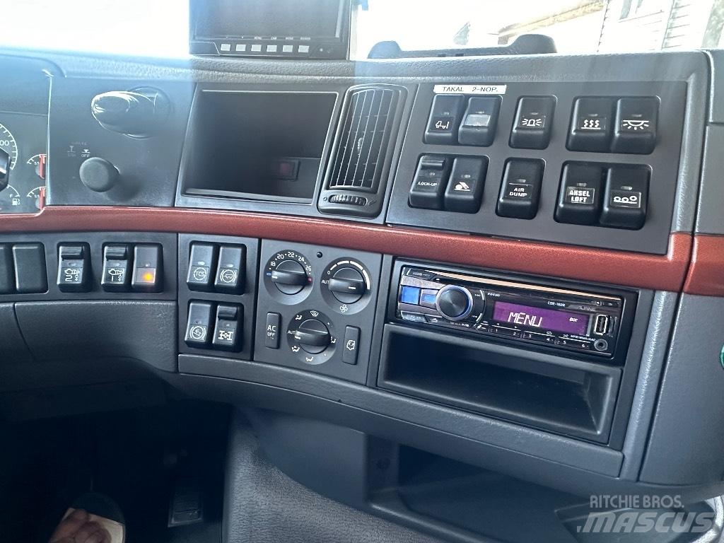 Volvo FH16 540 8x4*4 Razstavljivi tovornjaki z žičnimi dvigali