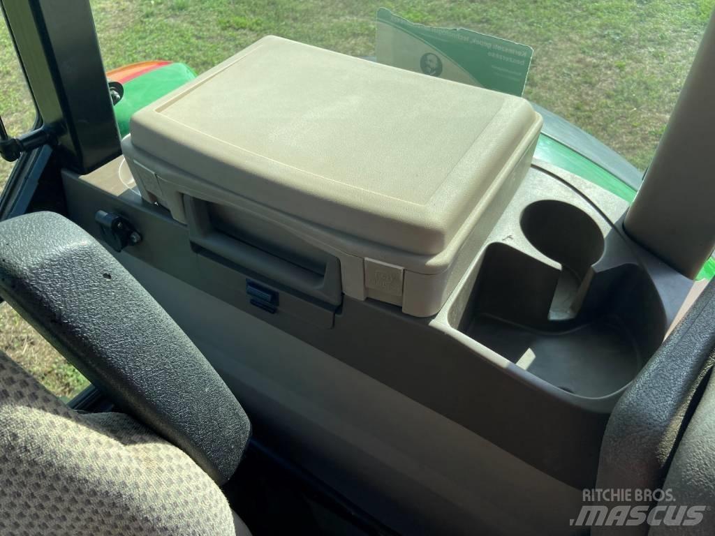 John Deere 6100 RC Traktorji