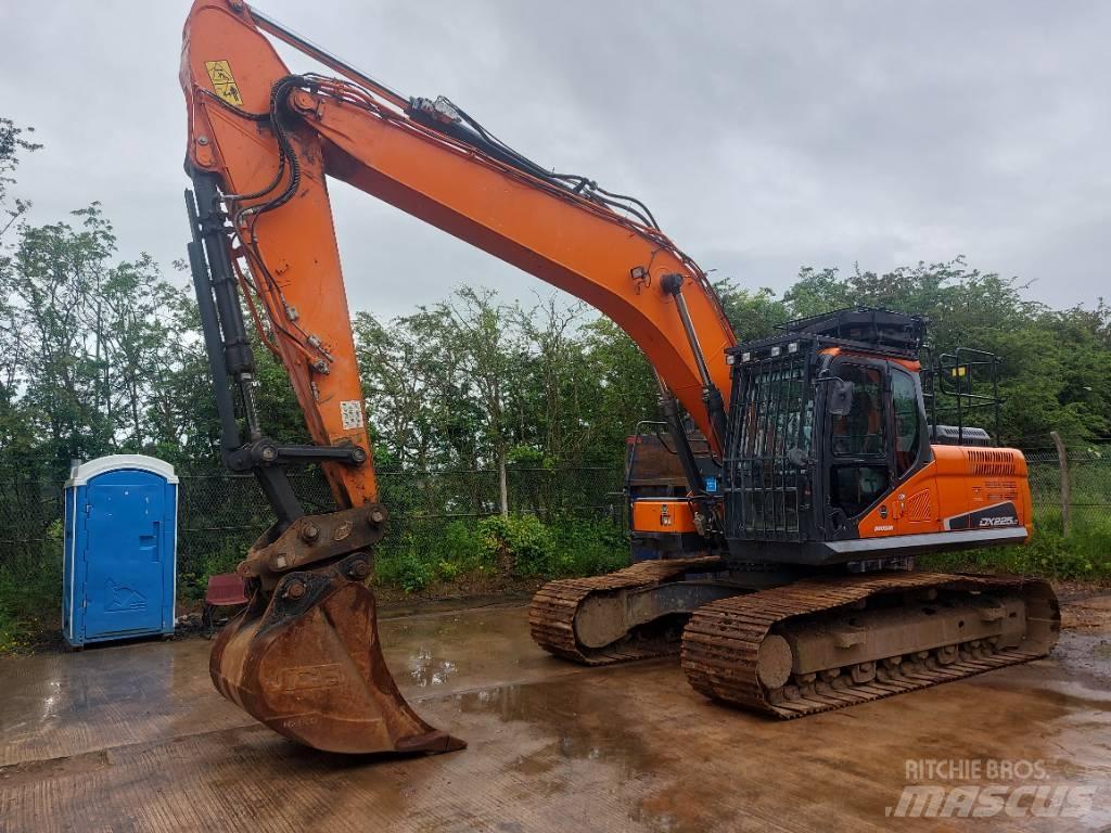 Doosan DX 225 LC-5 Bagri goseničarji