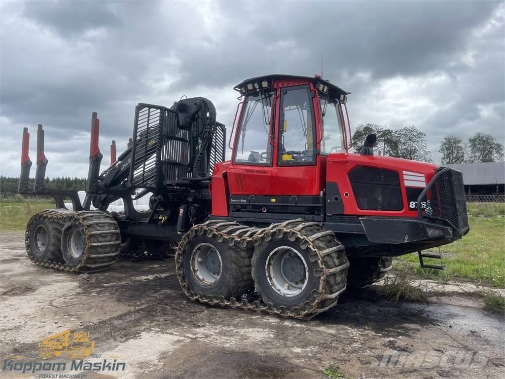Komatsu 875 Forwarderji