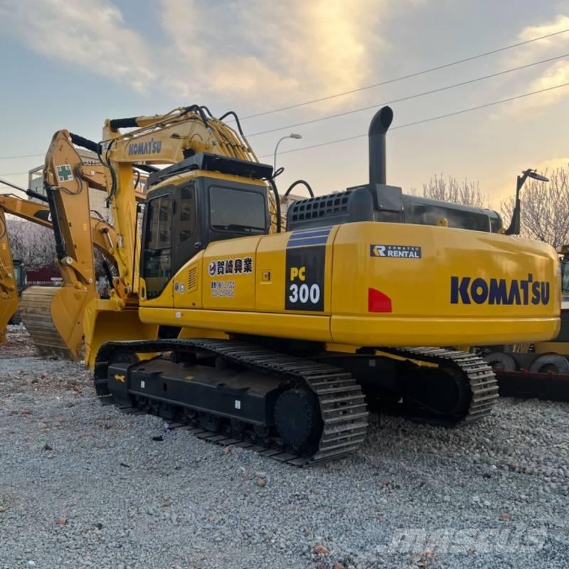 Komatsu PC 300 Bagri goseničarji