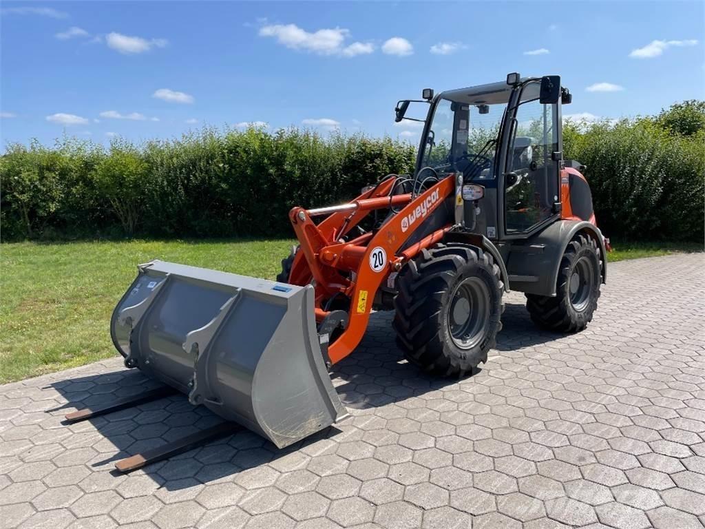Atlas AR400 Kolesni nakladalci