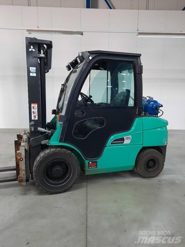 Mitsubishi FG35NT Plinski viličarji