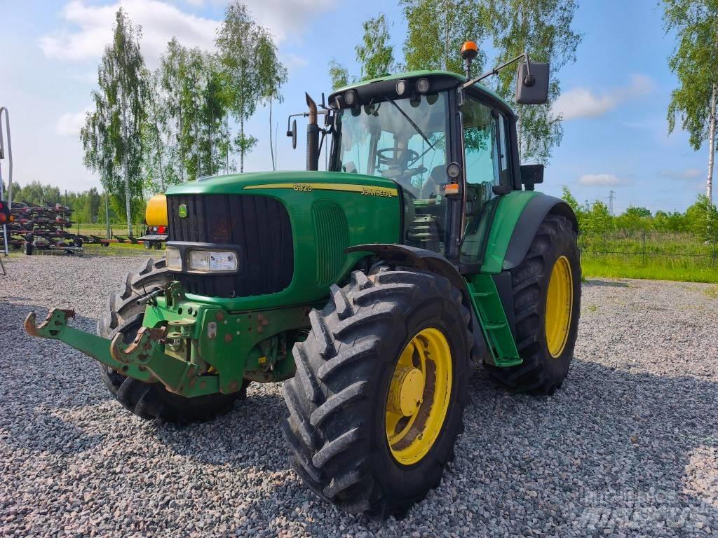 John Deere 6920 Traktorji
